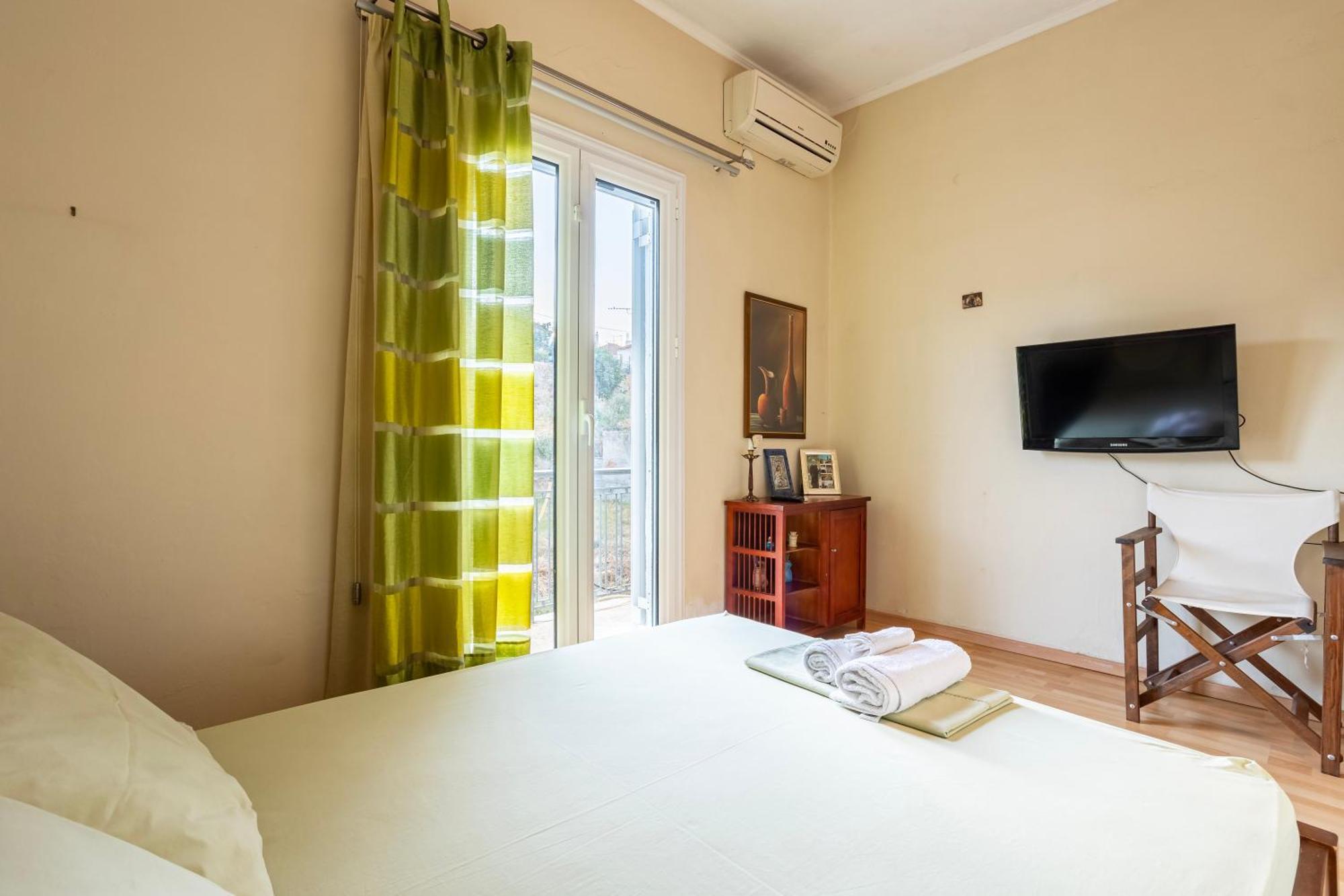 Kalamata'S Sunny Retreat Near The Historic Center Eksteriør billede